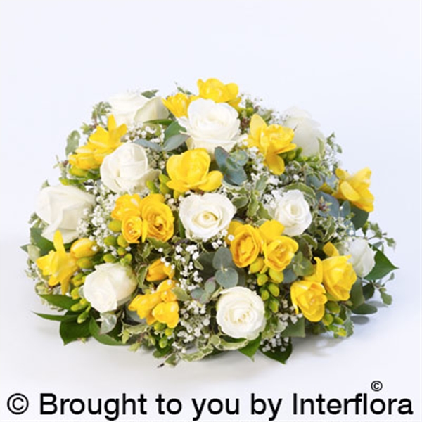 rose and freesia posy yellow